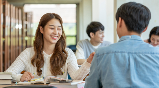 발음도 괜찮고, 윗니만 설측이라 부담 없어요!